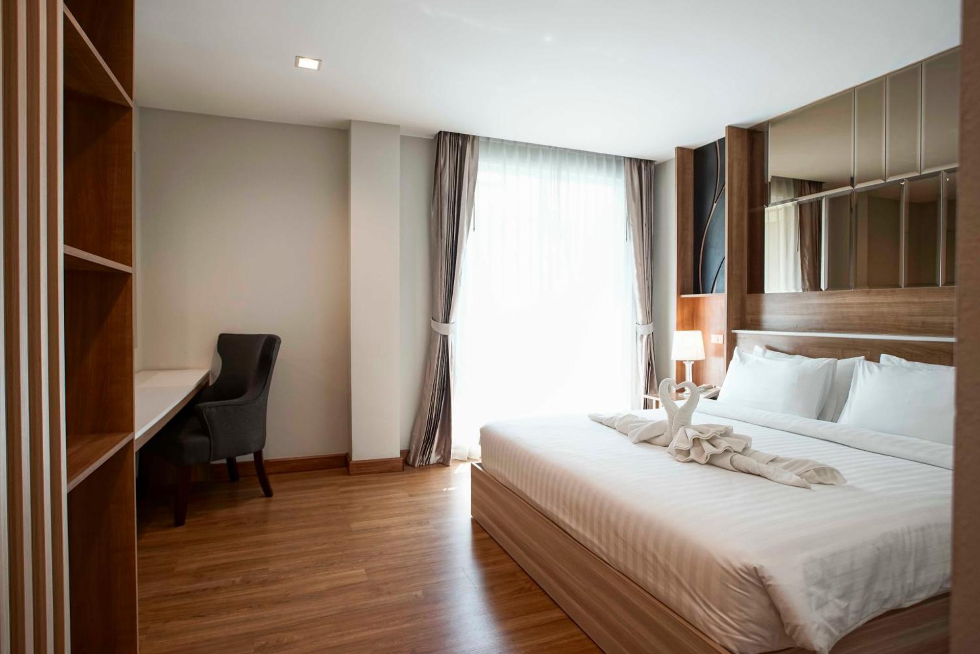 Nantra Chiangmai Riverfront 4*