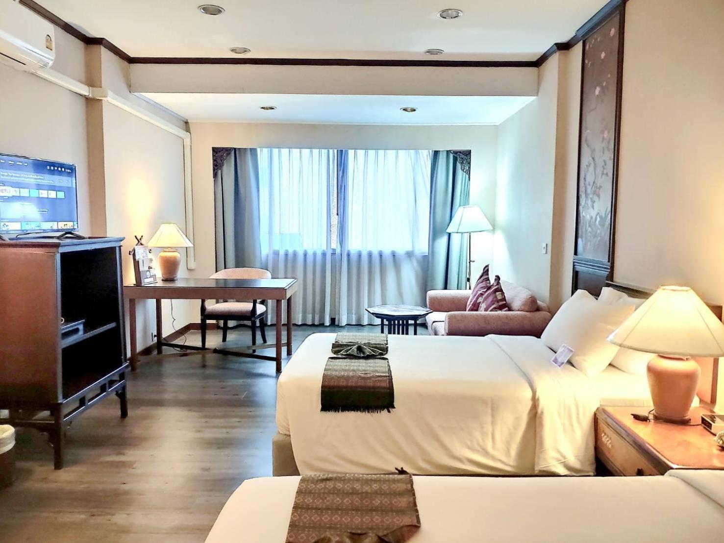 Hotel Orchid 4*