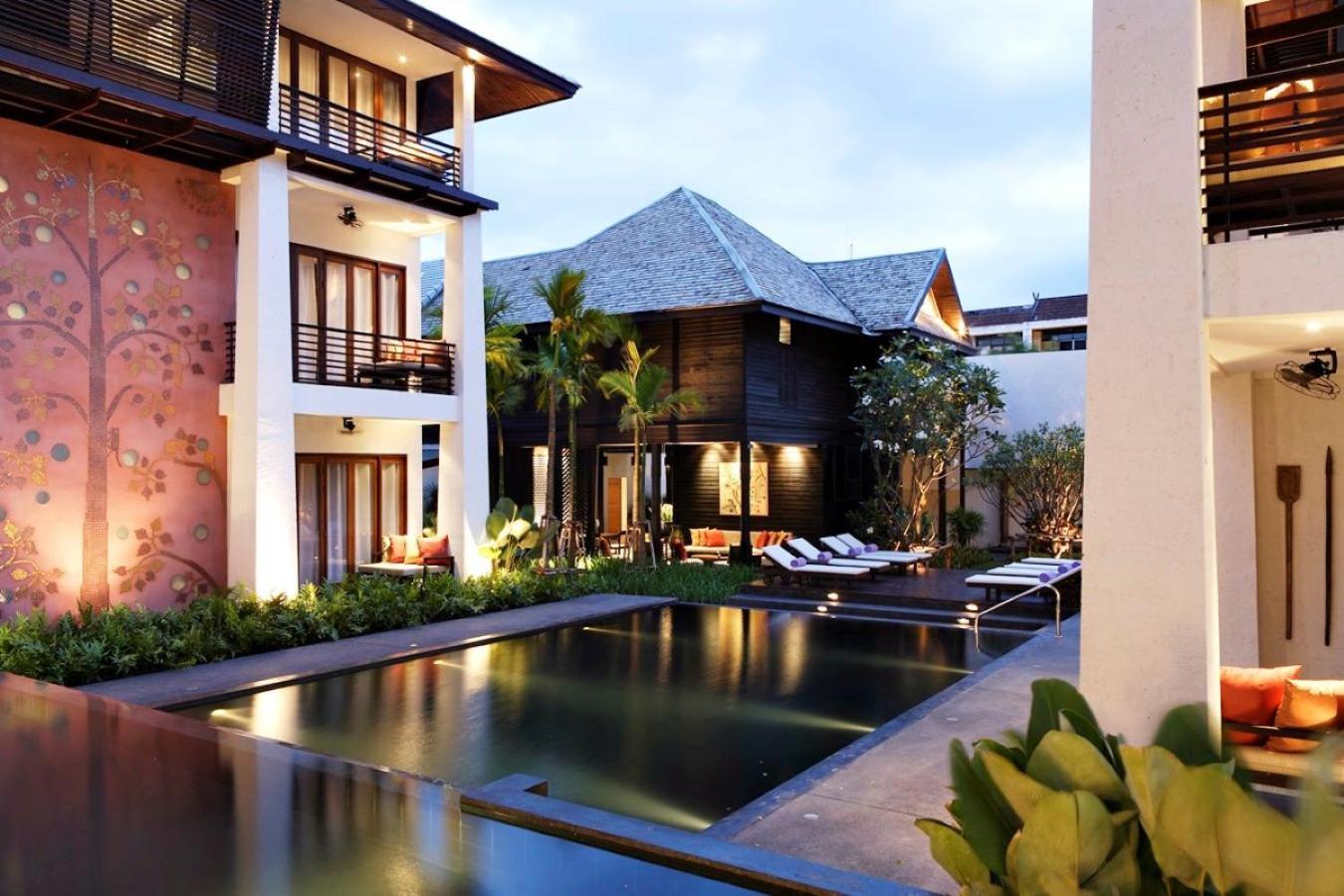 U Hotel