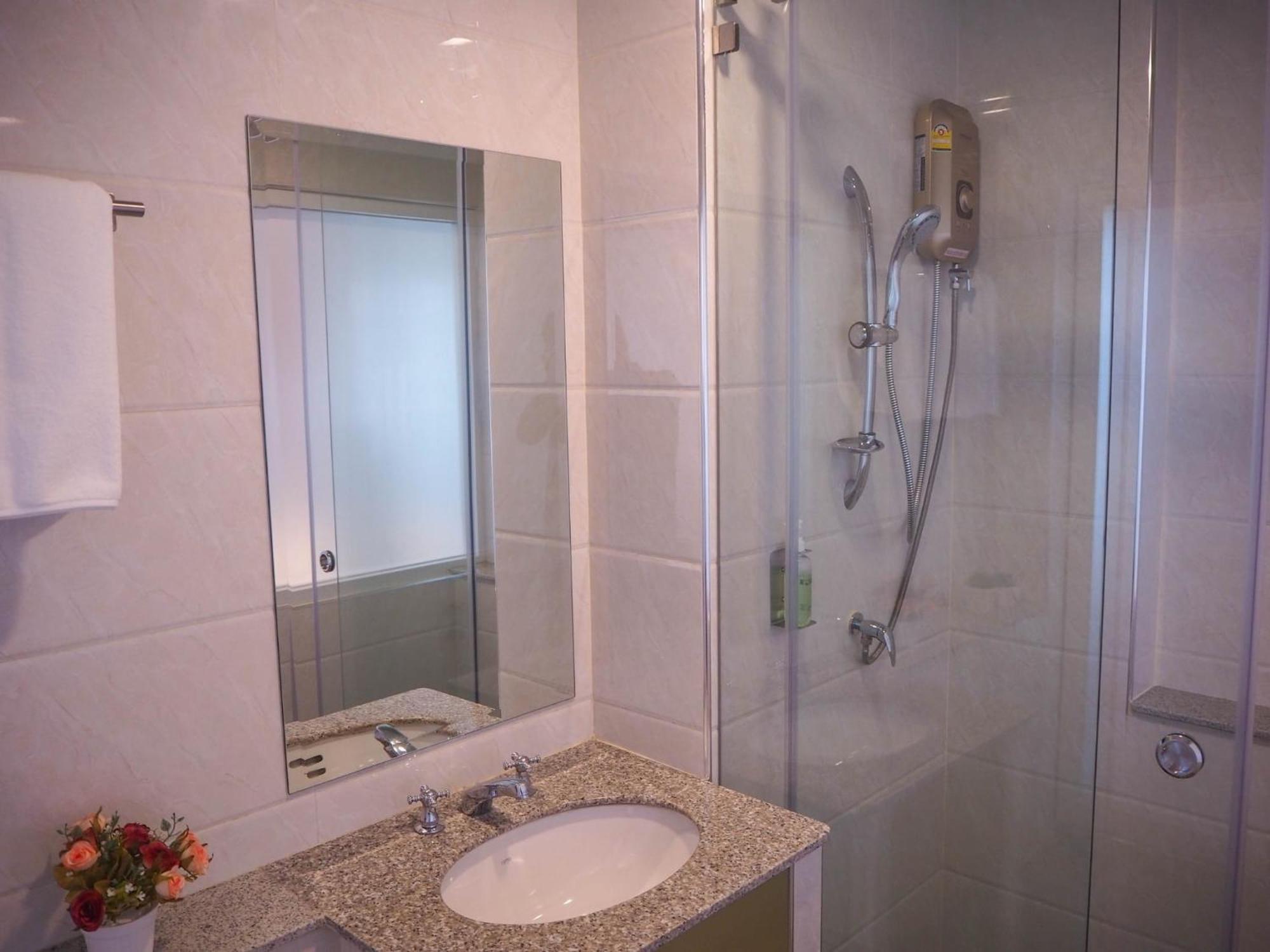 Malee Hotel
