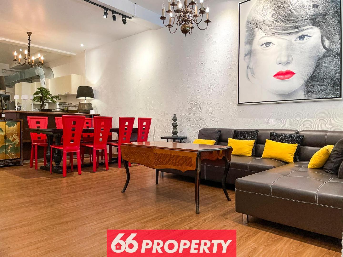 Holiday home Stylish Townhouse In Nimman Area With Full Kitchen *