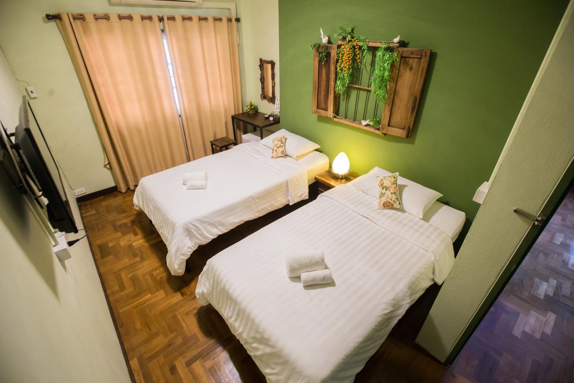 Iroom Boutique House
