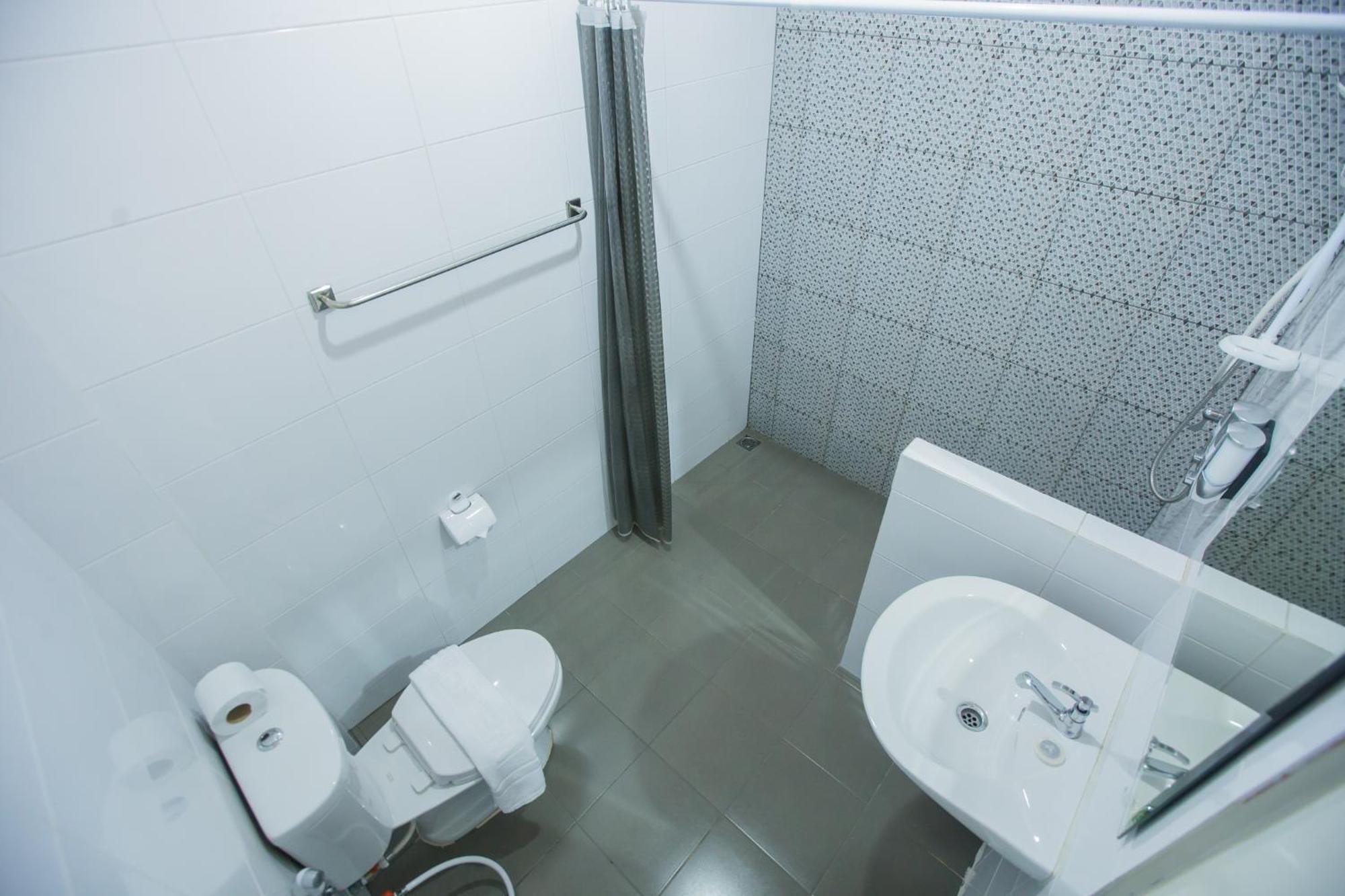 Iroom Boutique House 2*