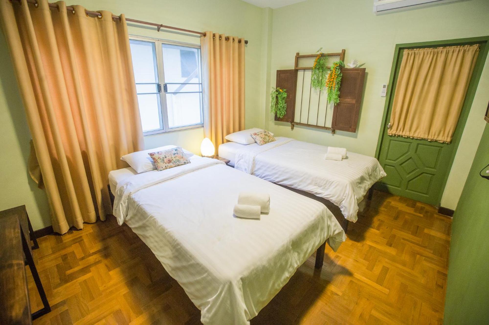 Bed & Breakfast Iroom Boutique House