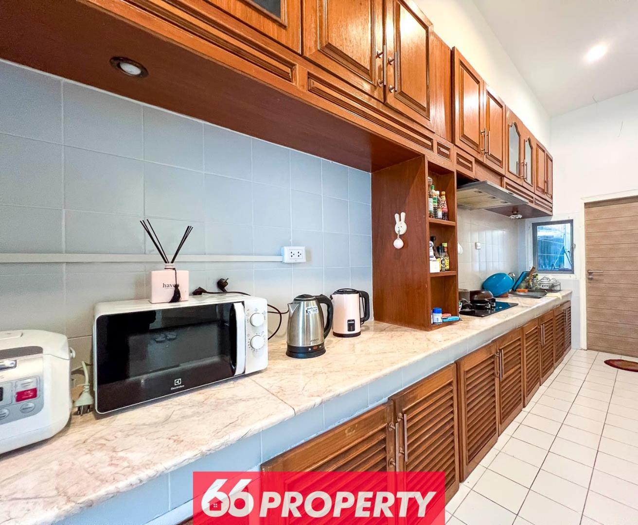 The White House - 2min To Old - Near Walking Street Holiday home