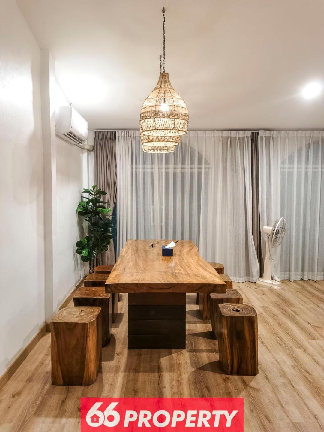 Holiday home The White House - 2min To Old - Near Walking Street *