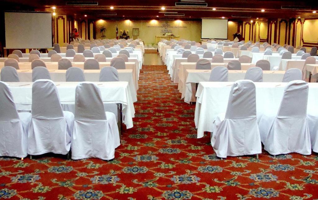 Orchid Hotel