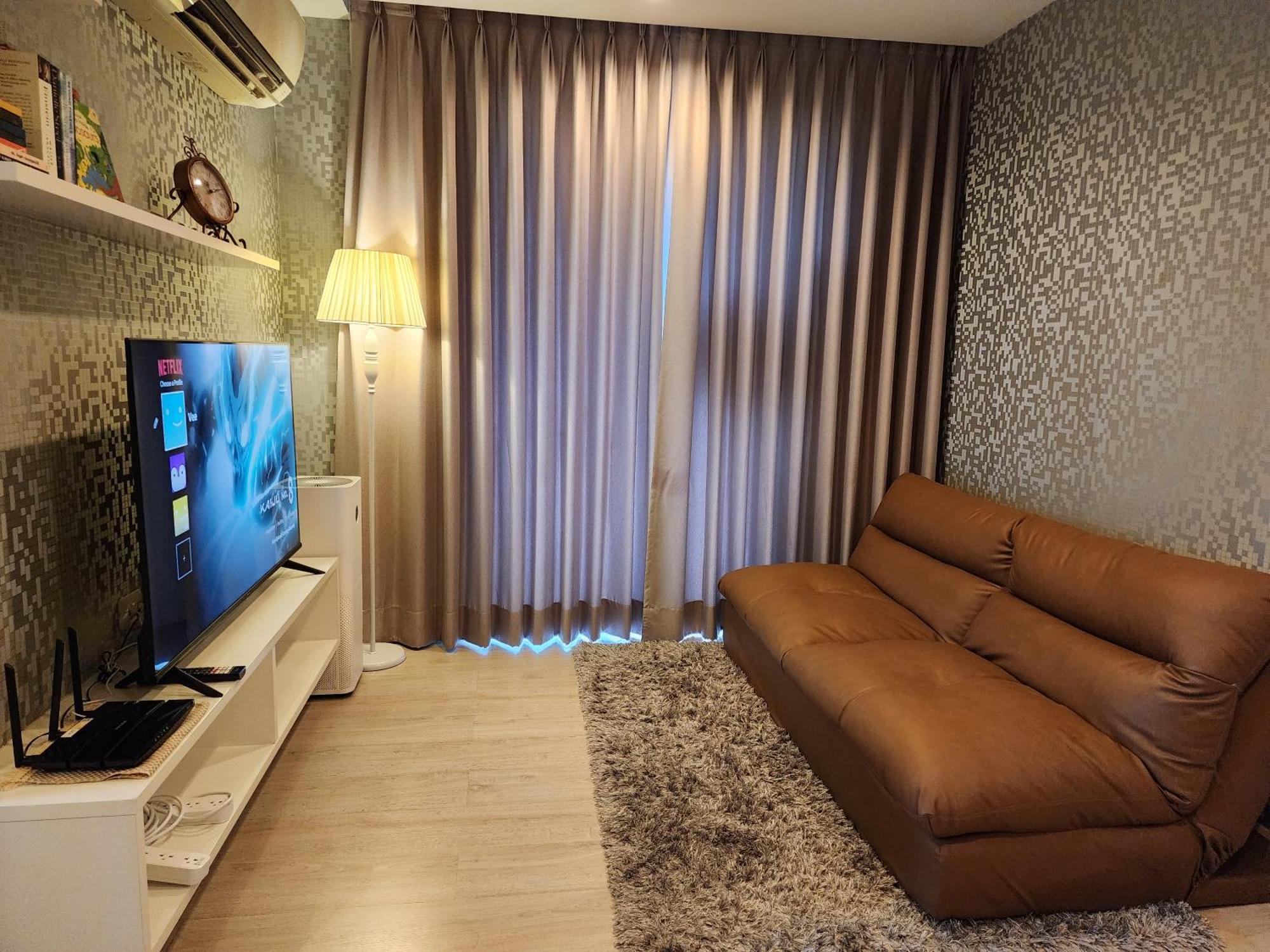 Family 2 Bedrooms 2 Bathrooms In Apartment