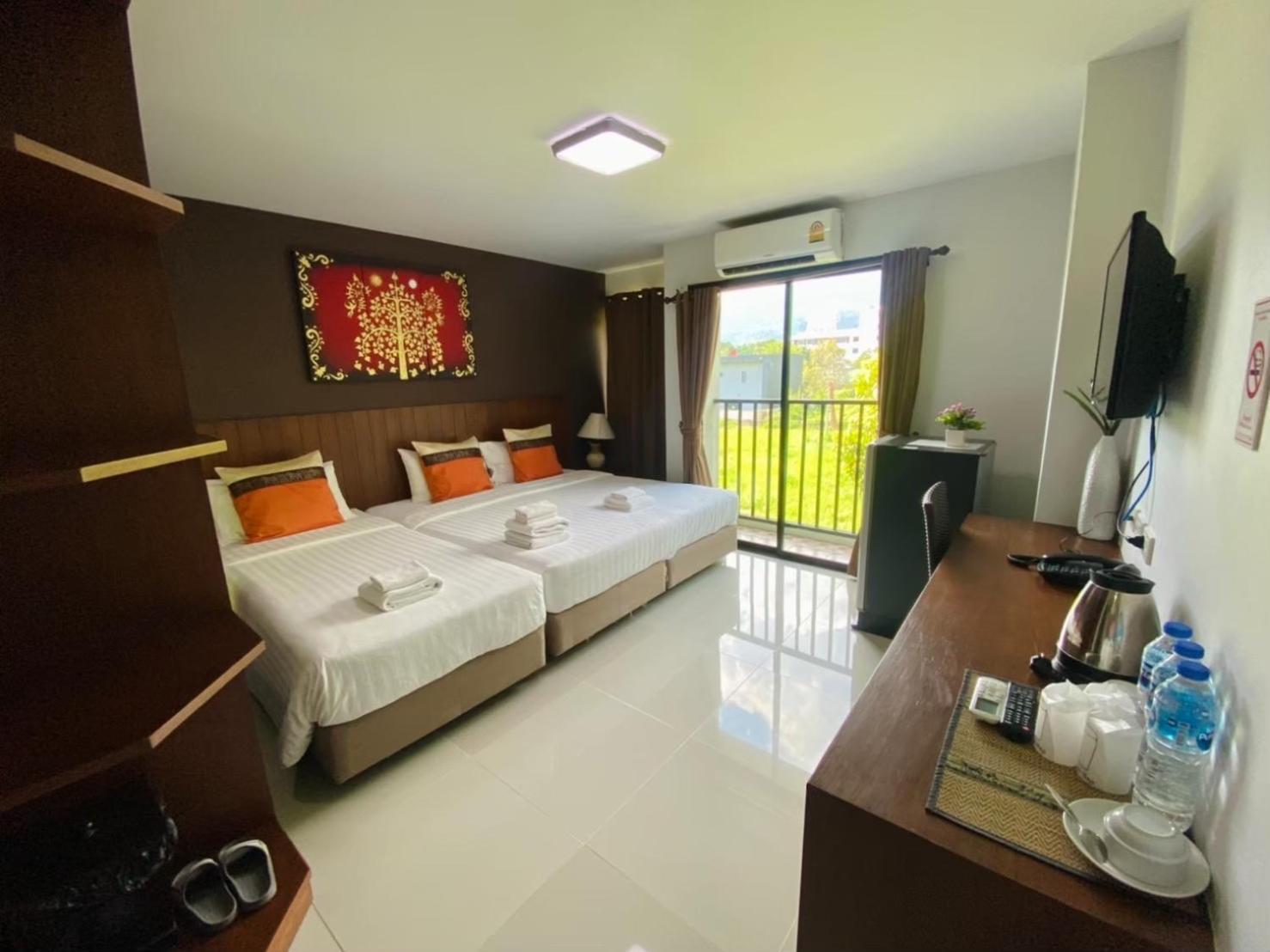 Hotel Huen Jao Ban Hotel 4*