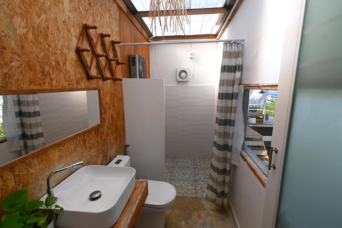 Luxury tent หนองหอยแคมป์ ที่พักม่อนแจ่ม แม่ริม