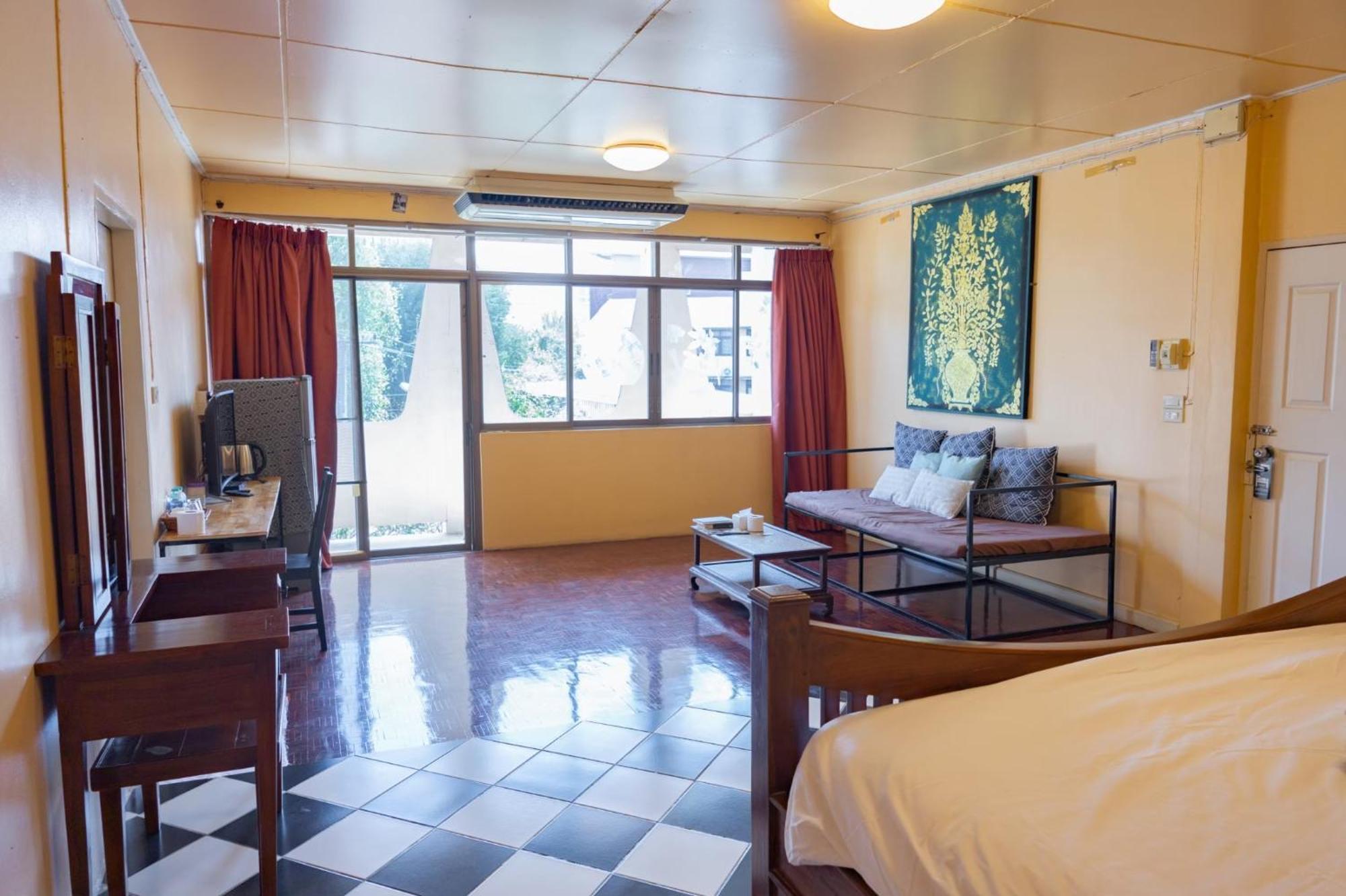 Apartment Go Tha Phae V โกอินน์ ท่าแพ 2 *