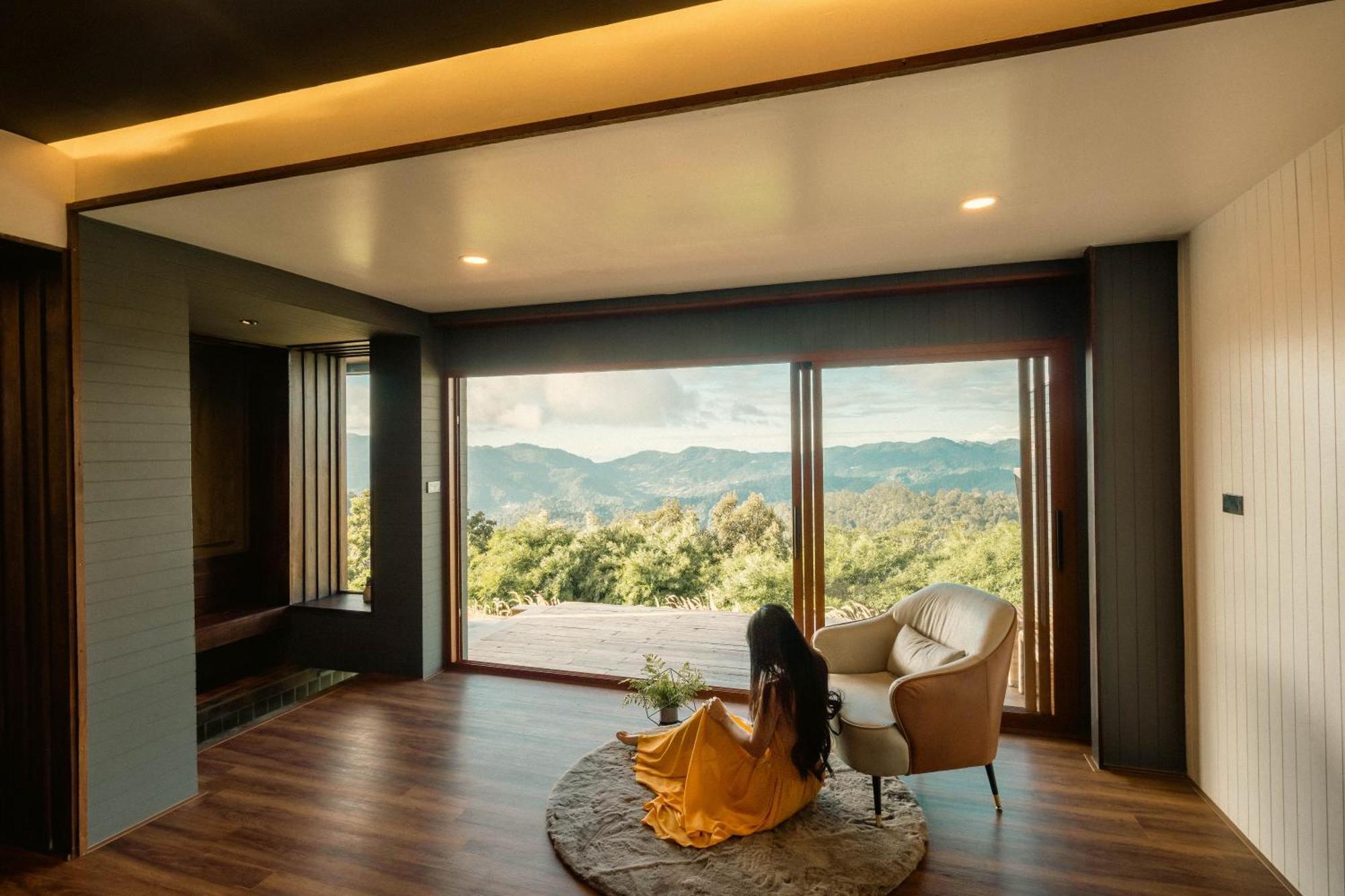 Vaya House Hotel 3*