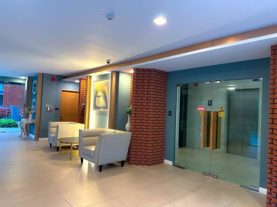 Apartment Near Airport