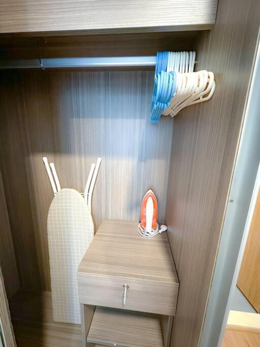 Near Airport Apartment *