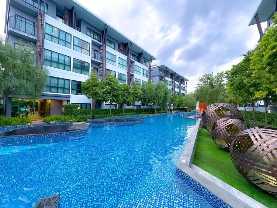 Near Airport Apartment Chiang Mai
