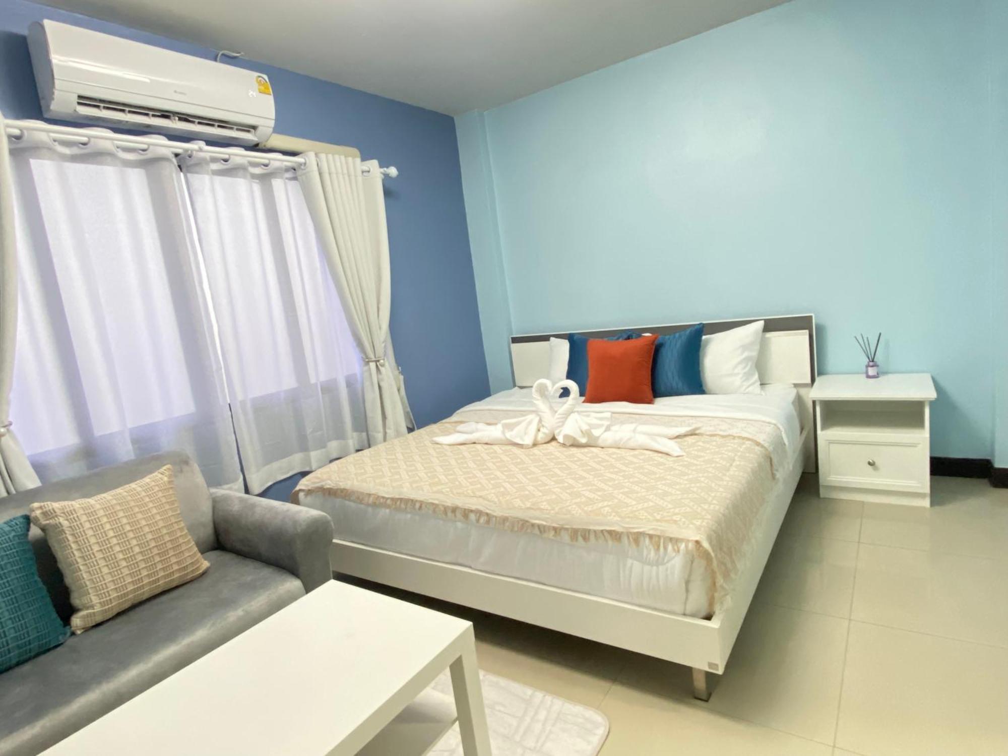 Apartment Townhome 3 Beds 3 Baths Peaceful Full Funiture&air Con