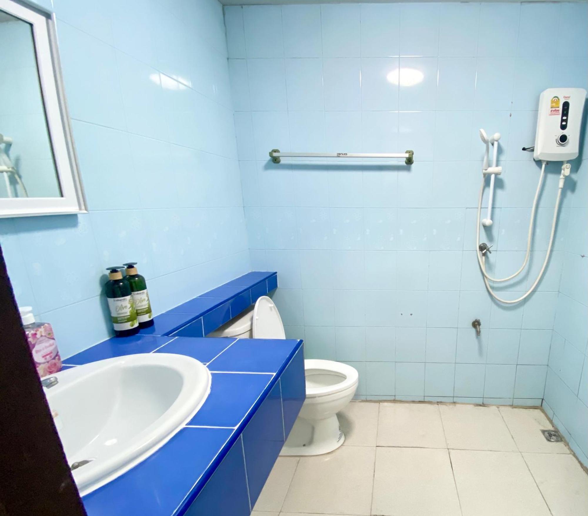 Townhome 3 Beds 3 Baths Peaceful Full Funiture&air Con * Chiang Mai