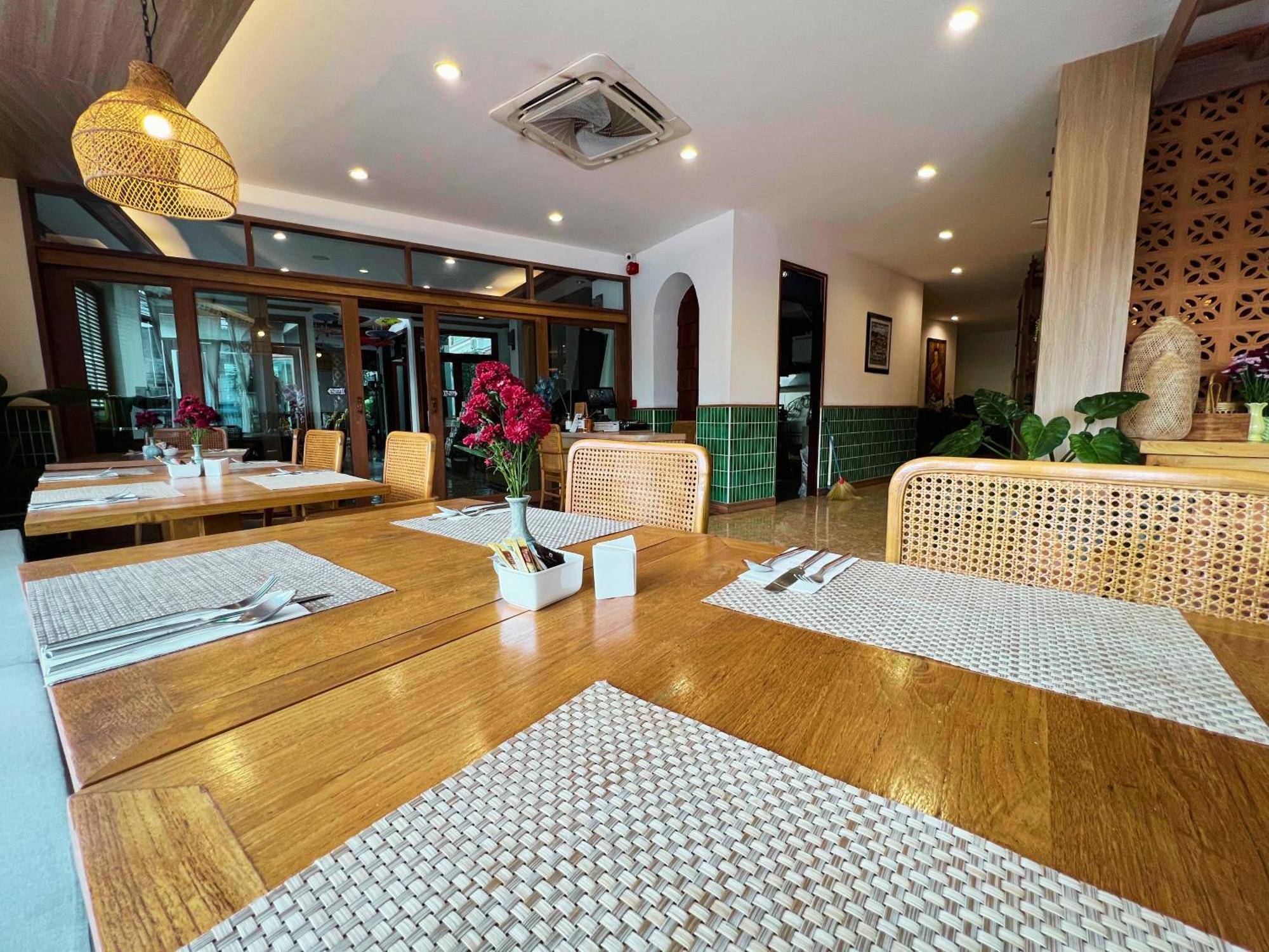 Hotel Sirilanna Chiang Mai
