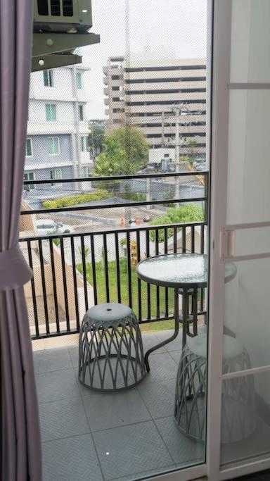 Apartment Skyzie Nimman With Airport Pick Up