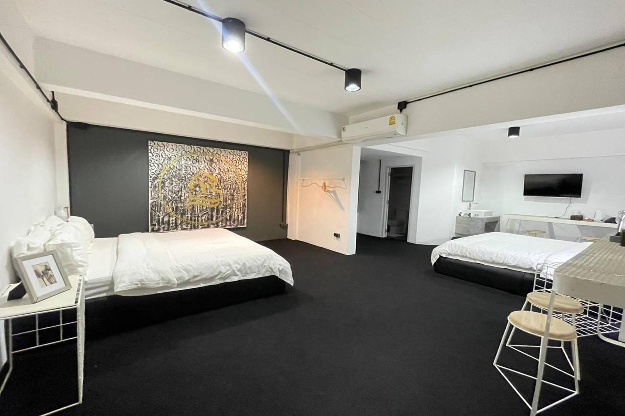 Appartement Bw Thai Art Style