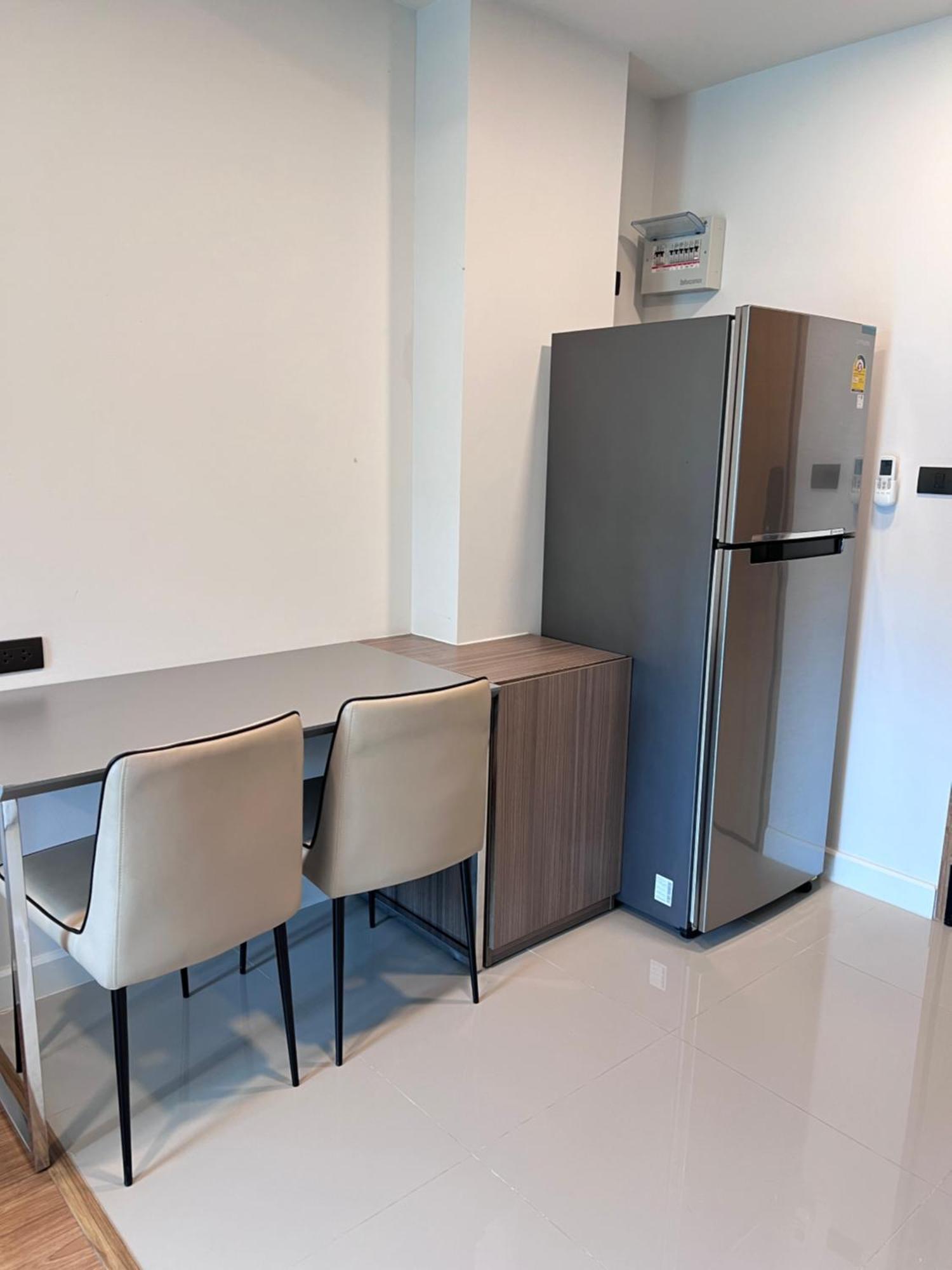 Arisecondo 泳池景观套房04号房 Apartamento