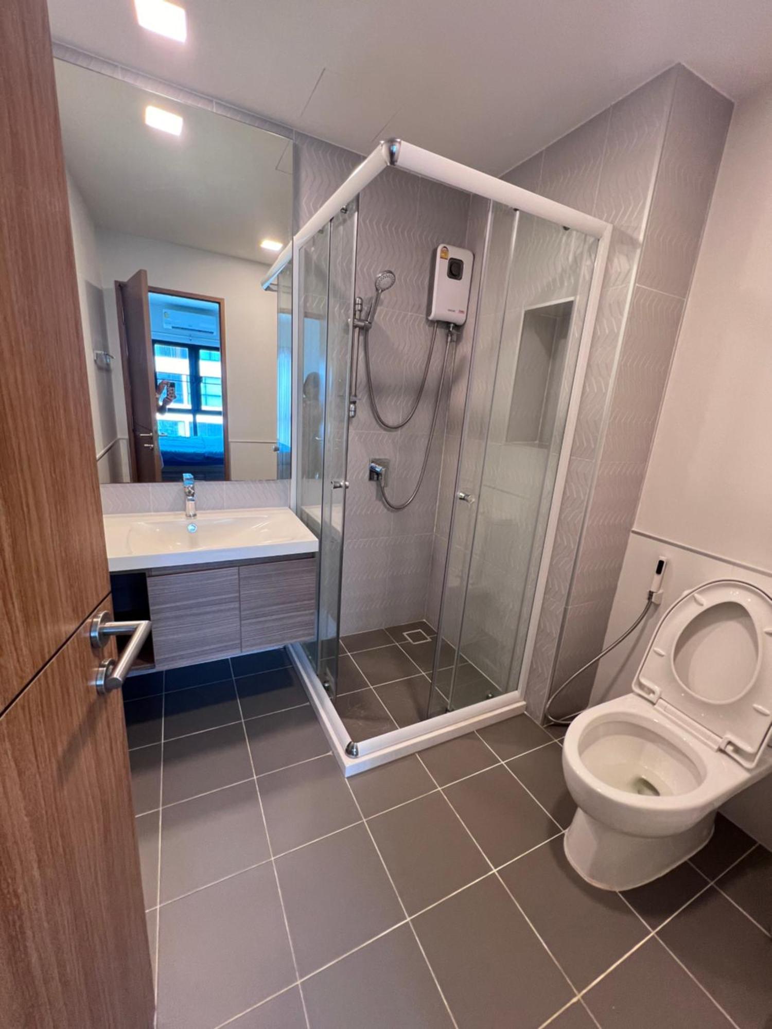 Arisecondo 泳池景观套房04号房 Apartamento *