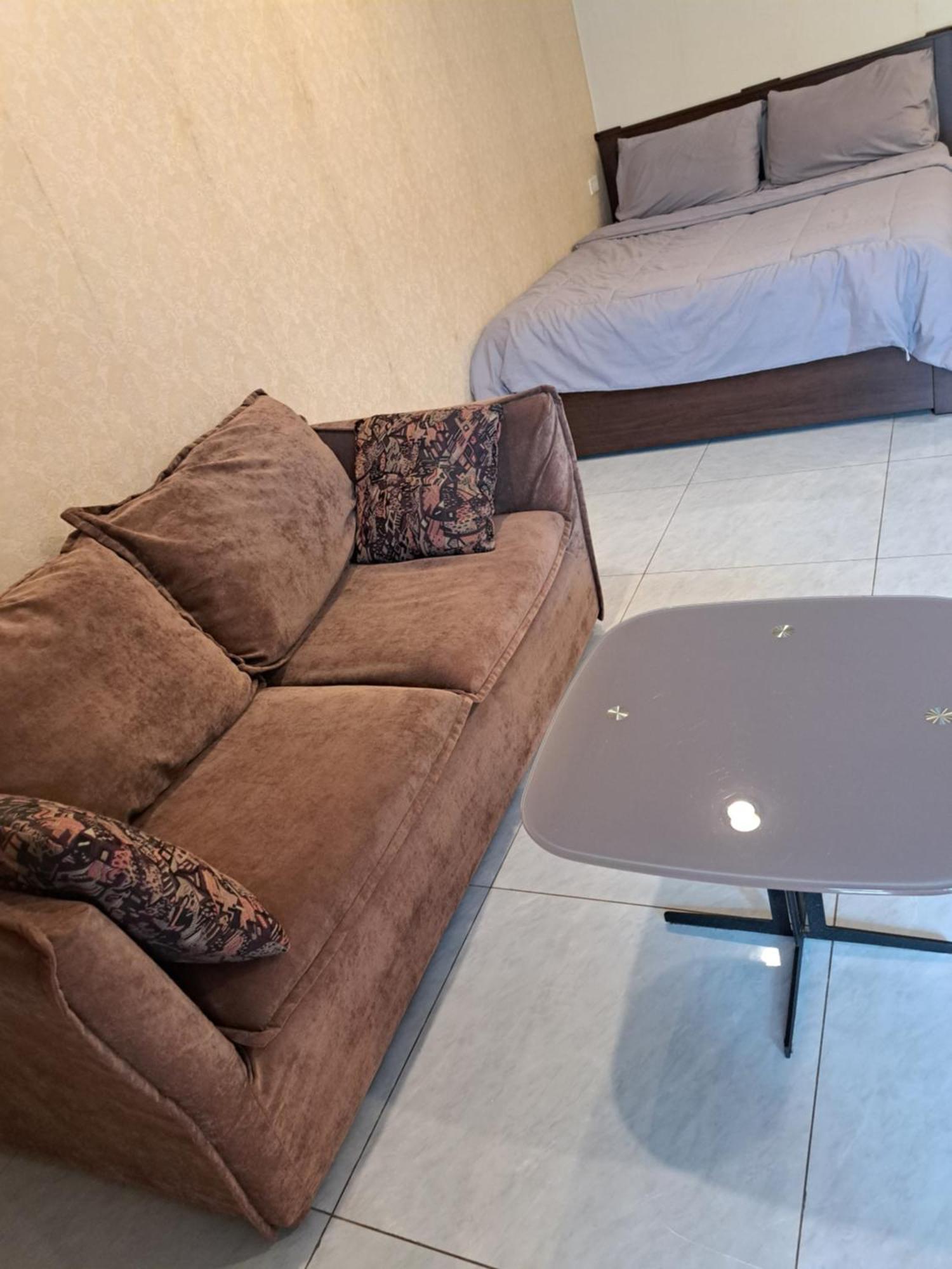 Apartment Chomdoi 3 *