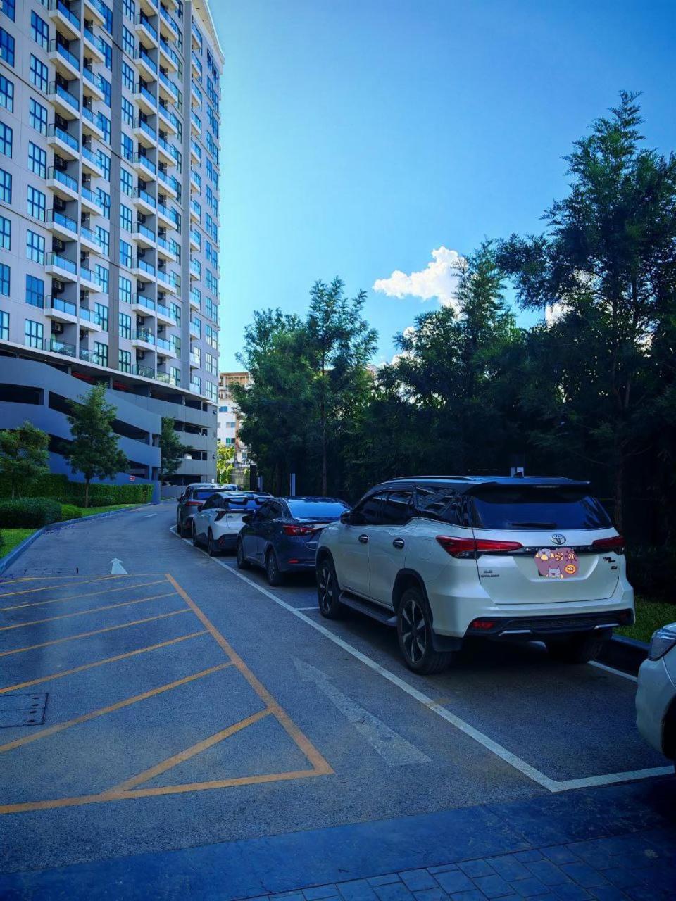 Apartamento Astra Sky River Changkhlan Chiang Mai