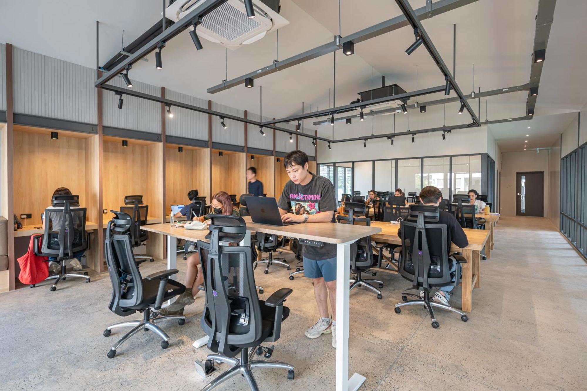 Alt Pingriver Coworking & Coliving Space Aparthotel Chiang Mai