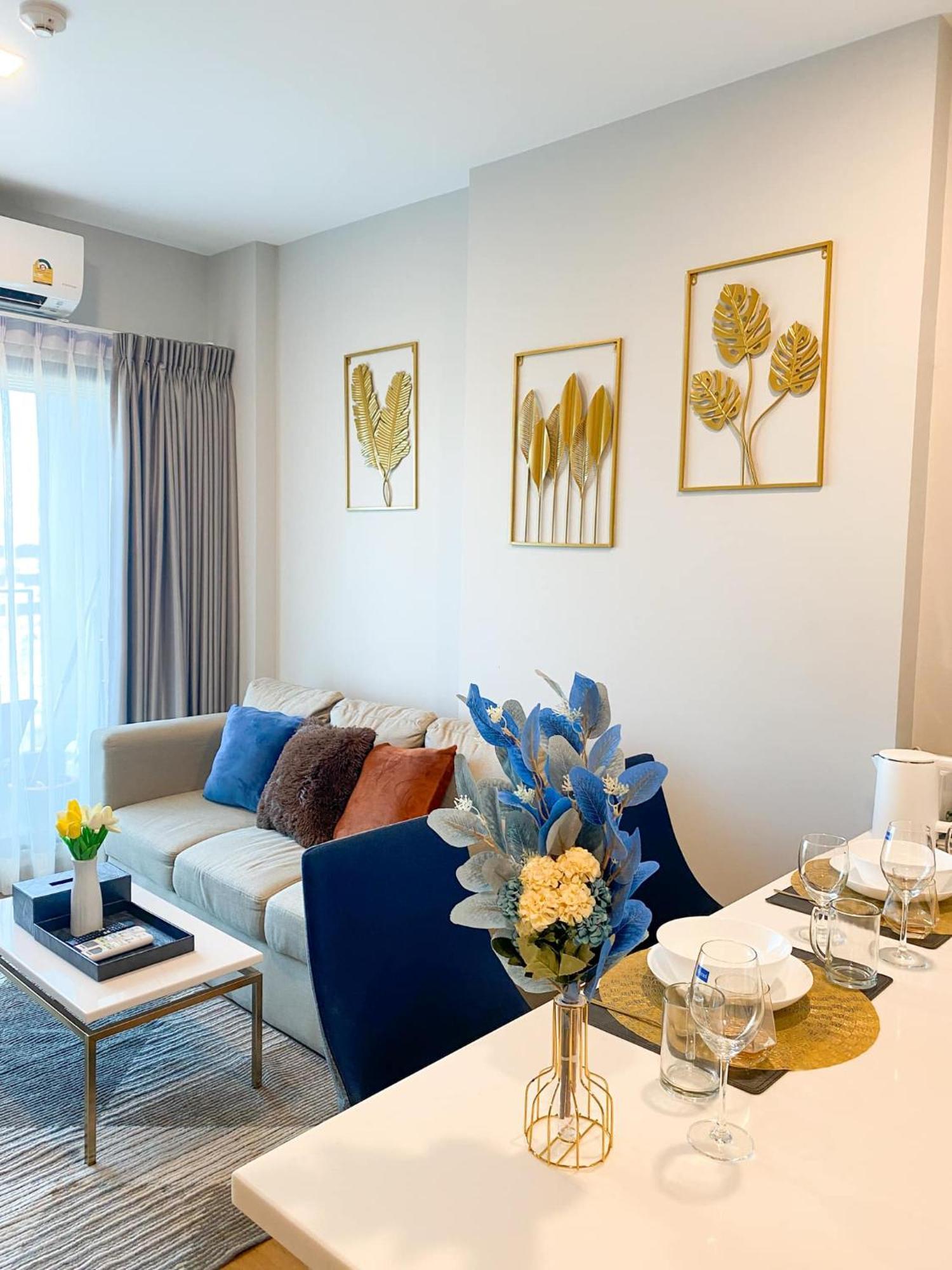 Apartment The Astra Sky River Luxury Condo,the Largest Pool And View Chiang Mai