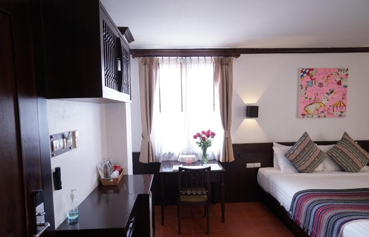Baan Huenphen Hotel 3*