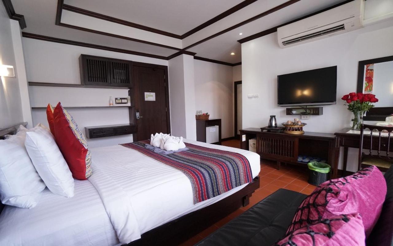 Baan Huenphen Hotel