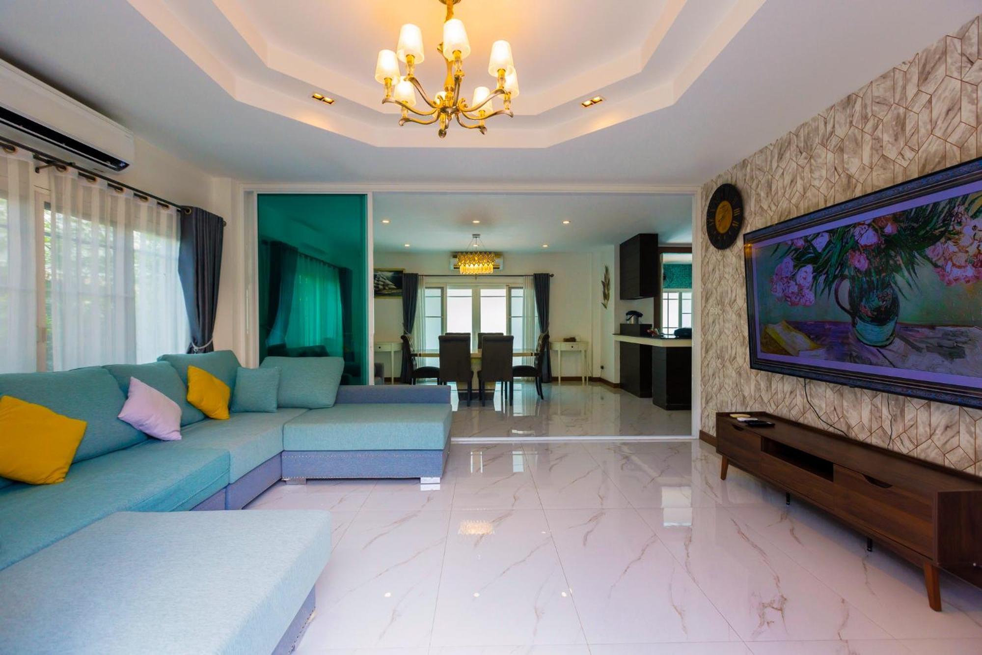 Airport&old 5min By Car,4bdr,4bath,pool Villa Chiang Mai