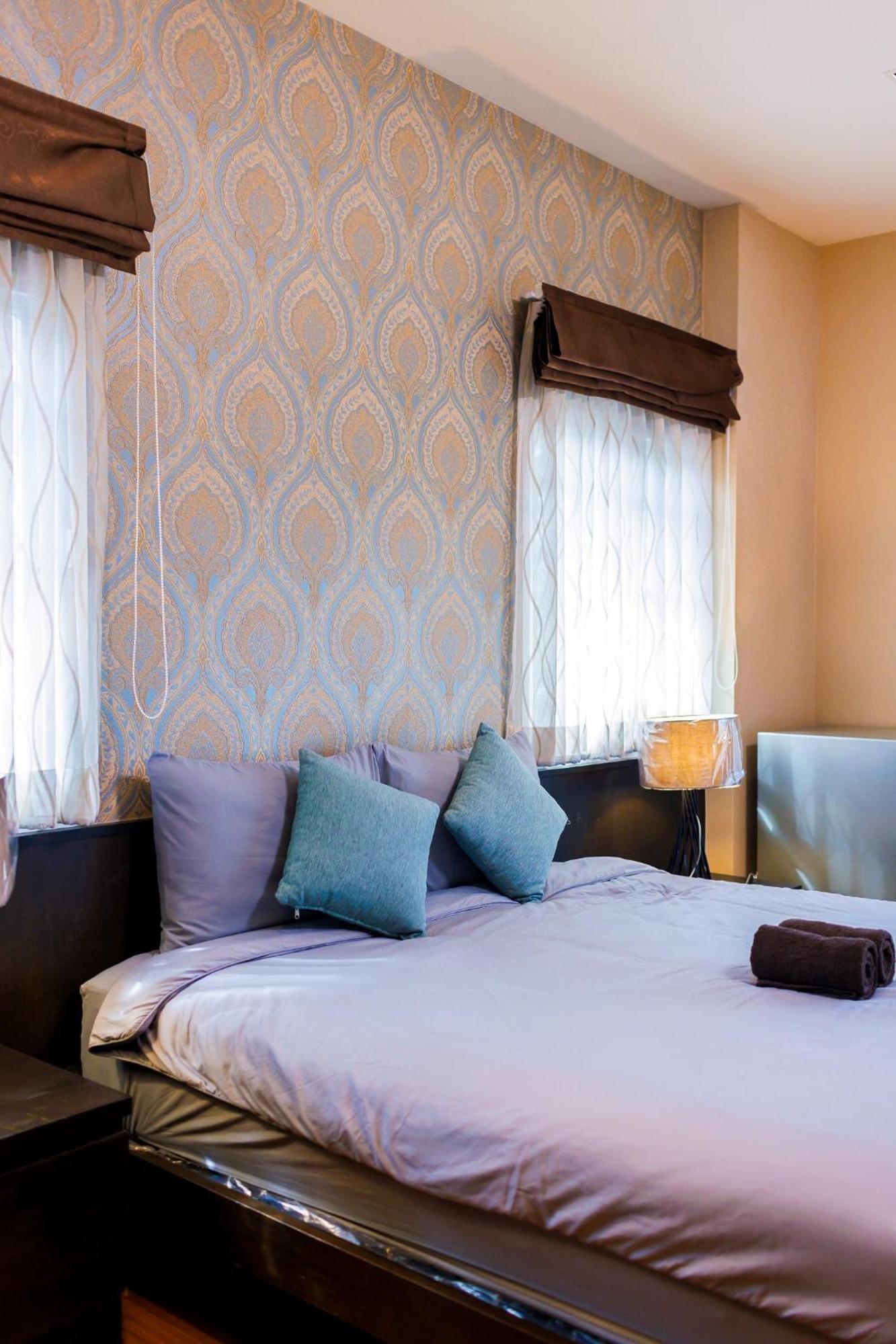 Airport&old 5min By Car,4bdr,4bath,pool Villa Chiang Mai