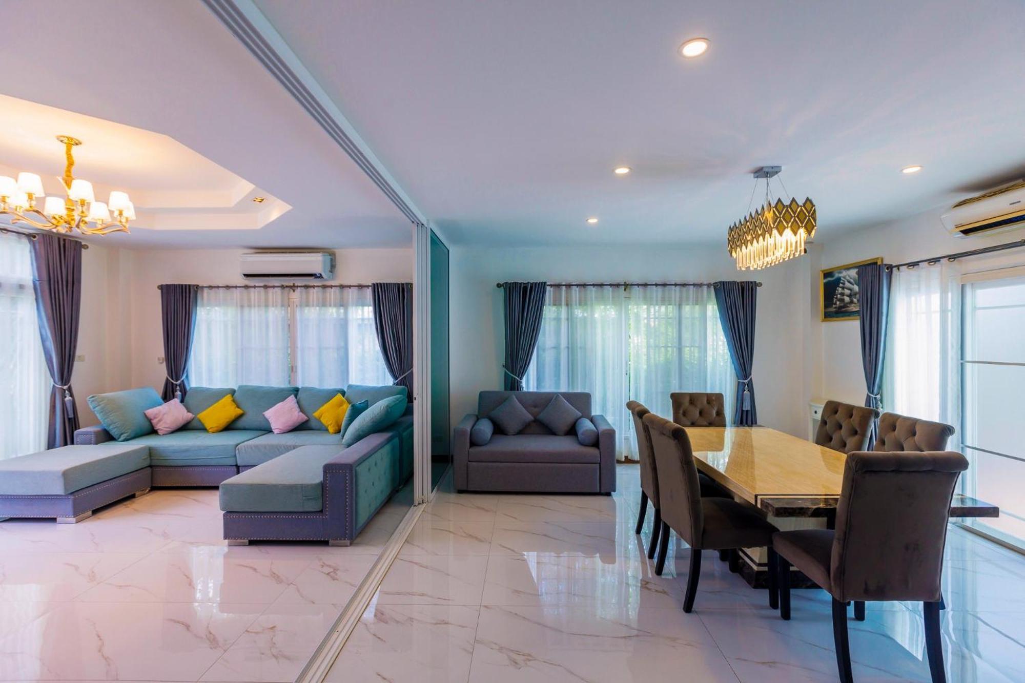Airport&old 5min By Car,4bdr,4bath,pool Chiang Mai