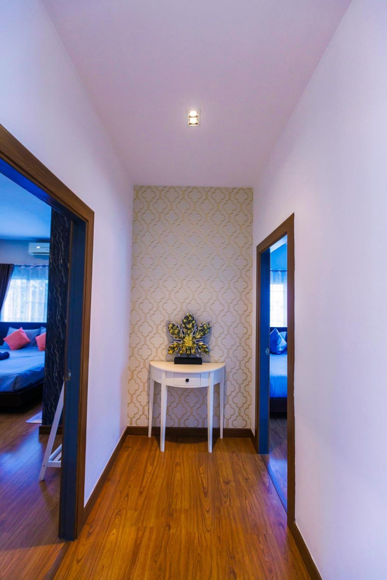 Villa Airport&old 5min By Car,4bdr,4bath,pool Chiang Mai