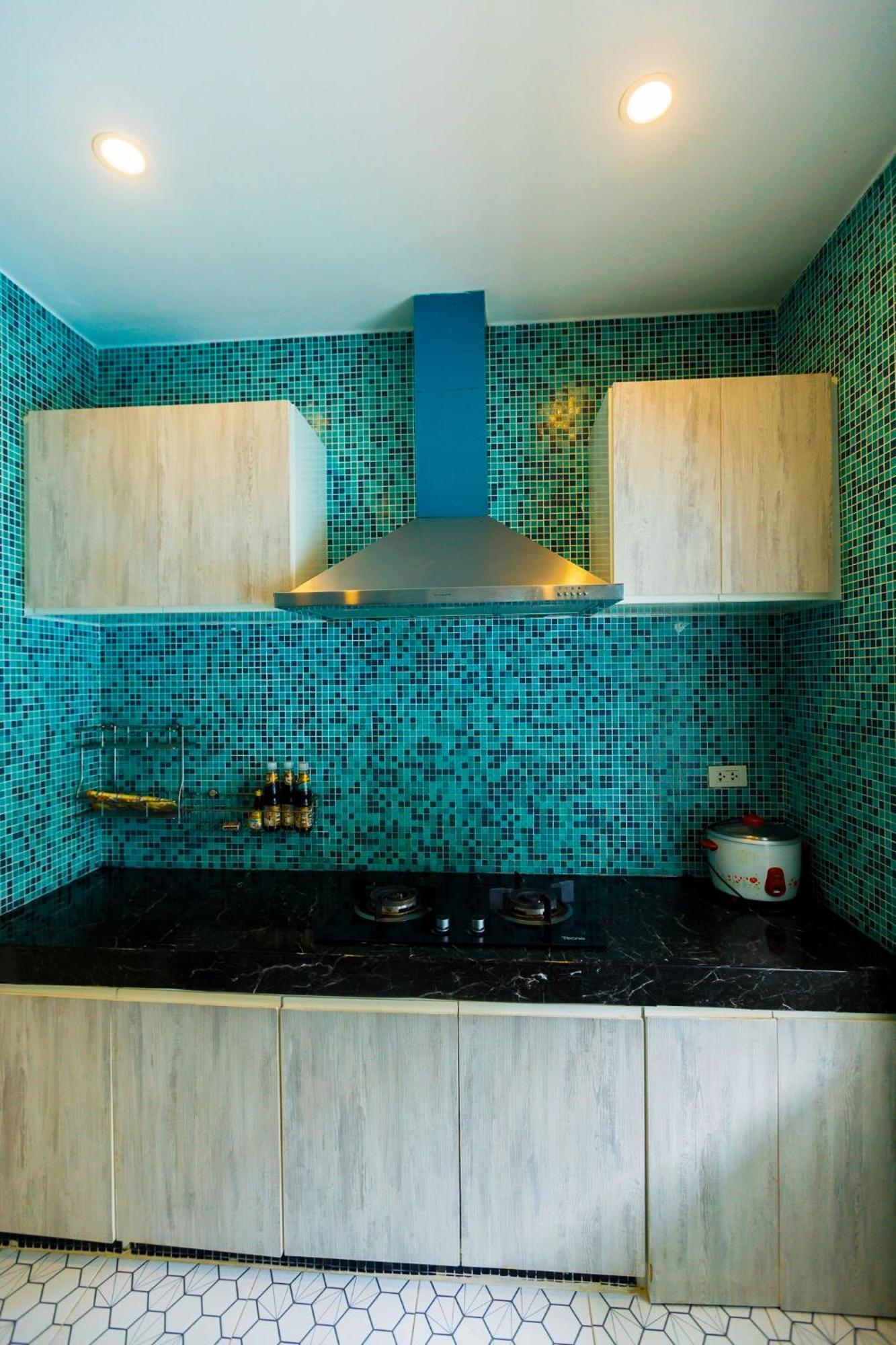 Airport&old 5min By Car,4bdr,4bath,pool Villa *