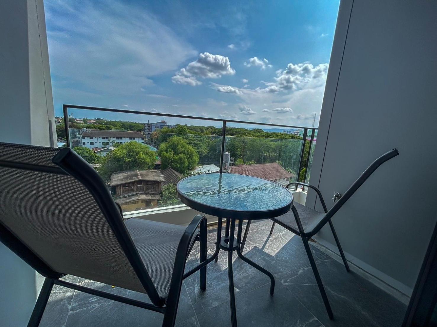 Luxury Astra Sky River