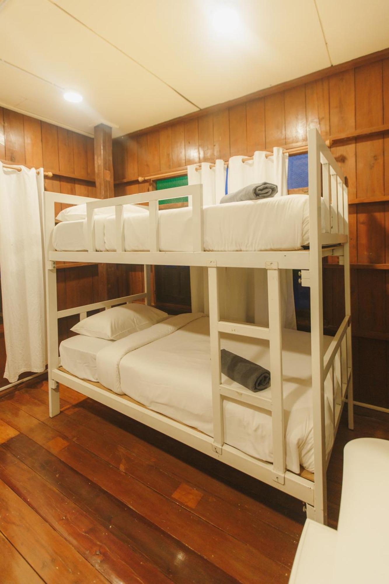 Agga Cnx Hostel *