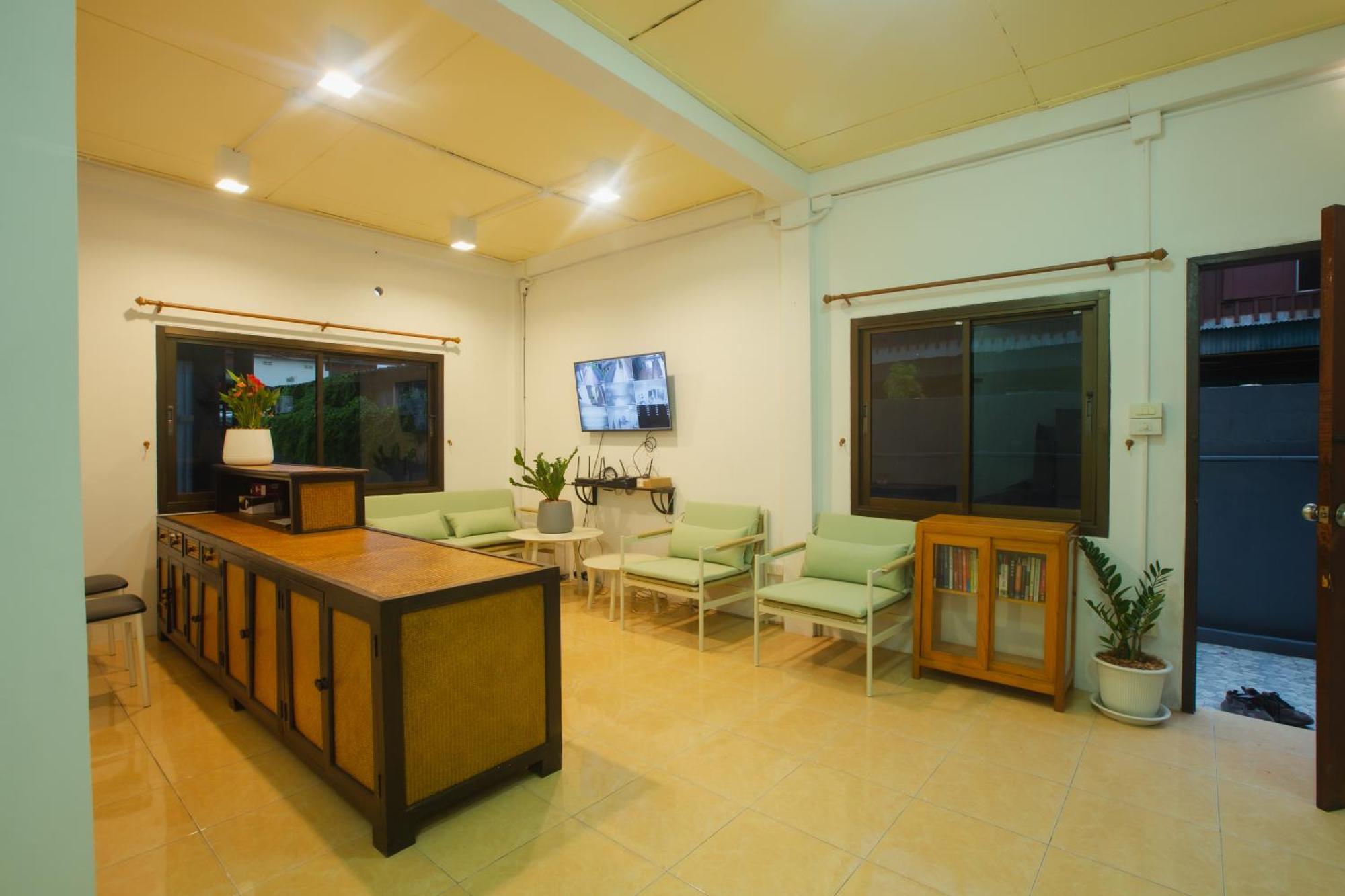 Hostel Agga Cnx *