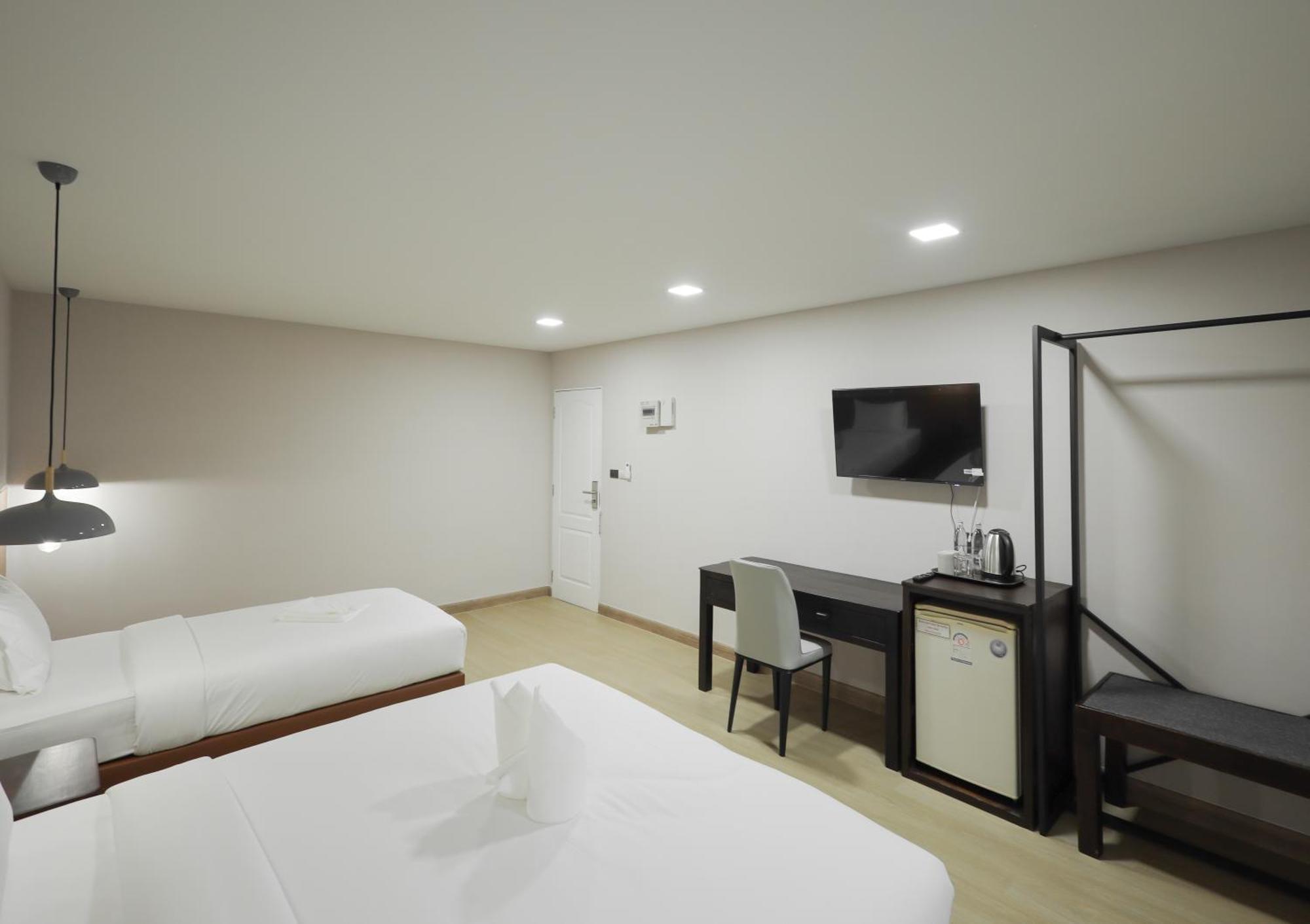 Common Living Apartment *