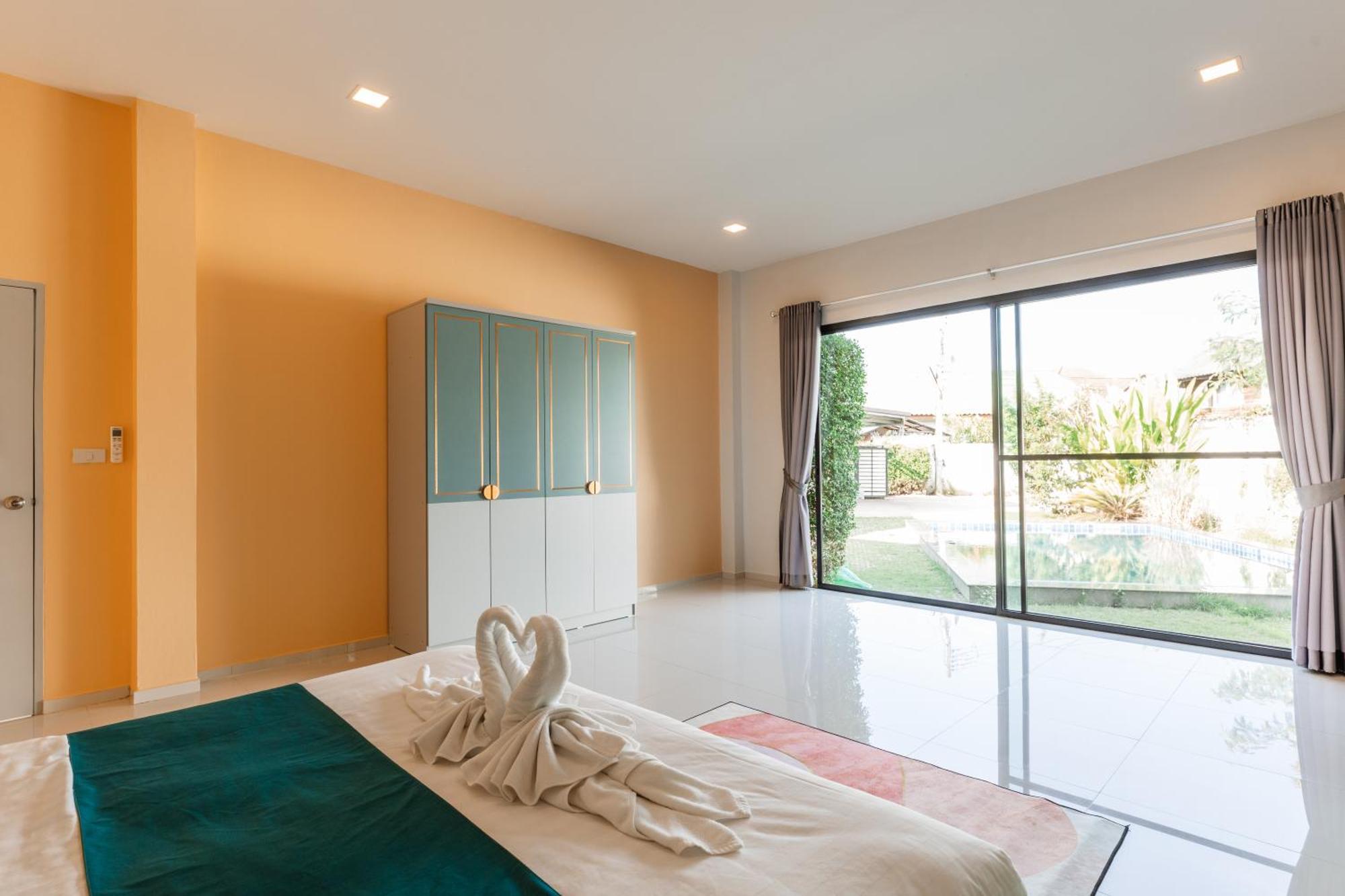 Aura Villa Chiang Mai