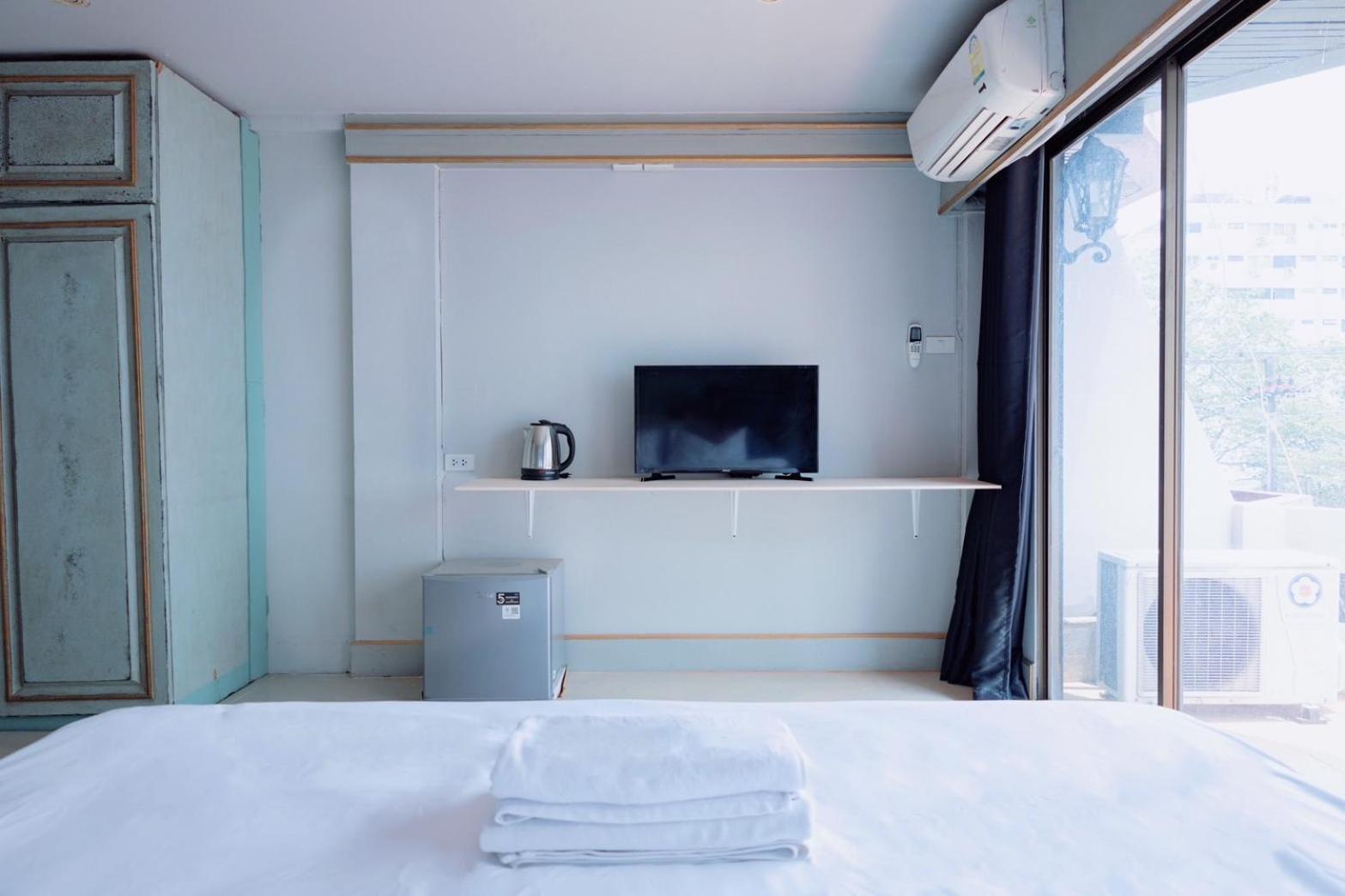 Mitr V Nimman Apartment
