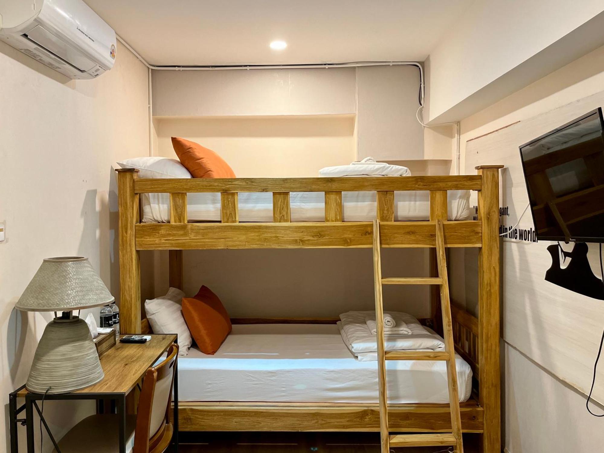 Sleep Walker Poshtel Chiang Mai