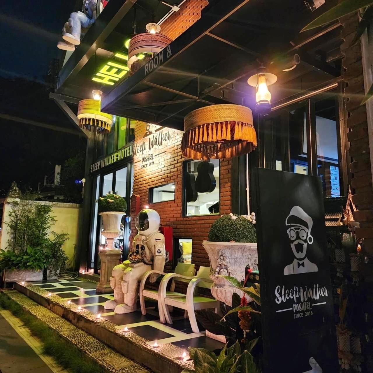 Sleep Walker Poshtel