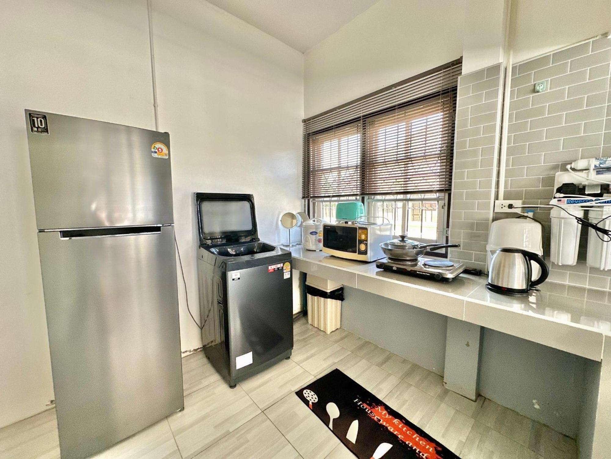 Cozy 3 Bedroom House & Lawn Near Airport & Old Town * Chiang Mai