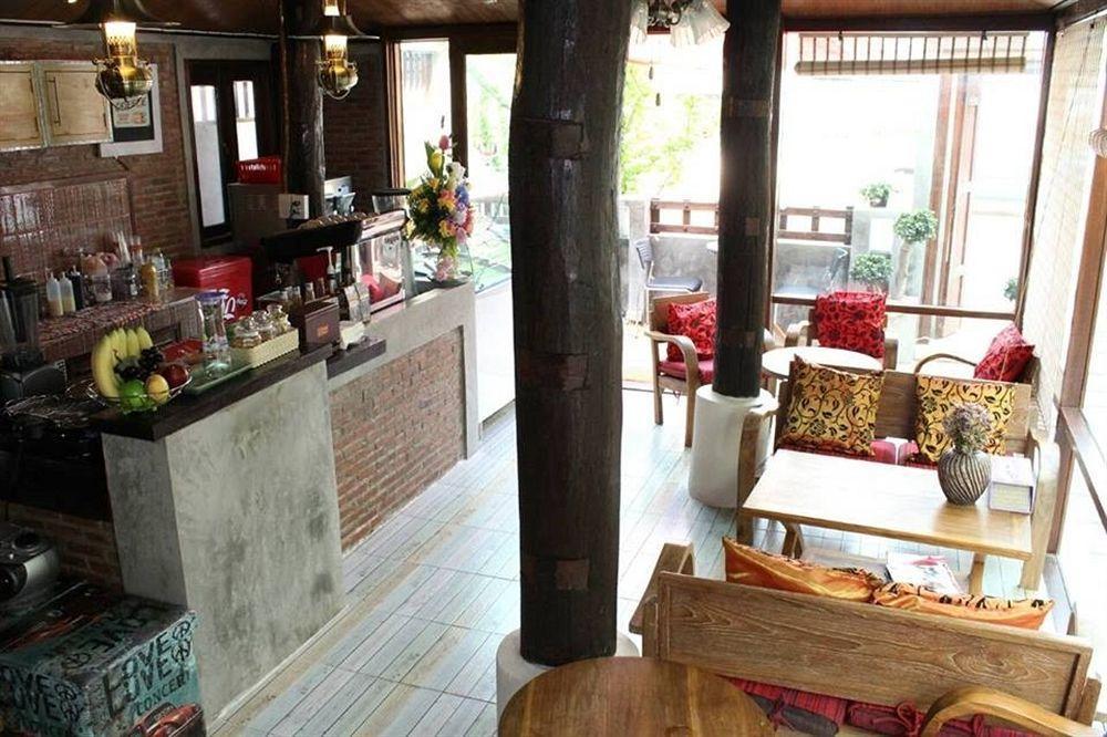 Pj House Hotel 3*