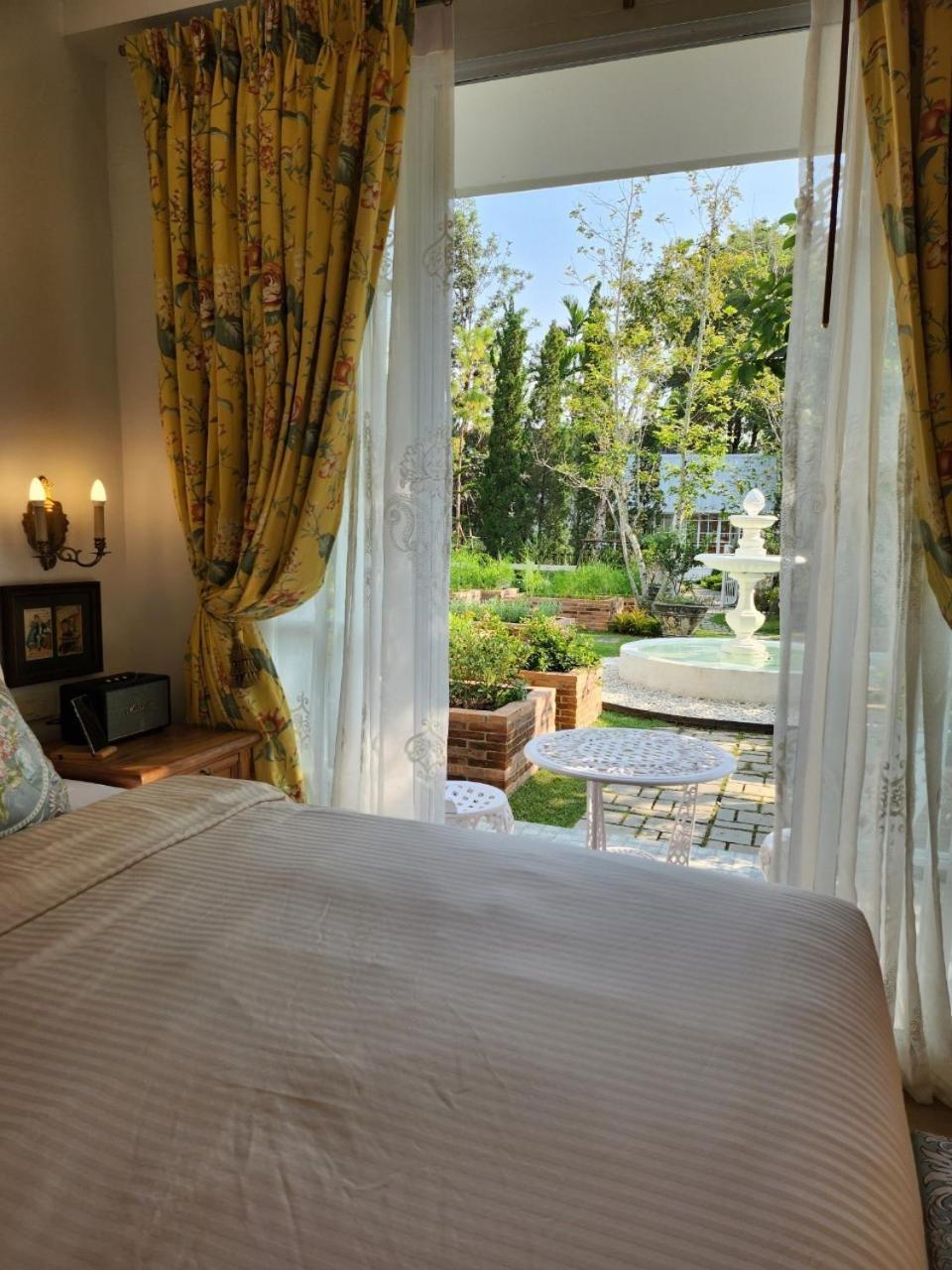 La Campagne Chiangmai Villa *