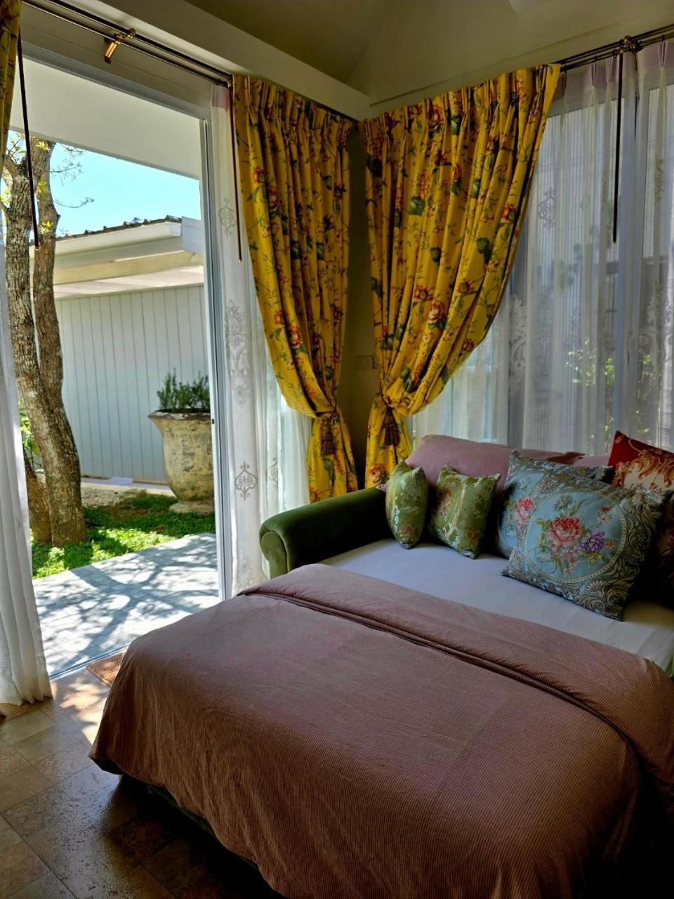 La Campagne Chiangmai Villa *