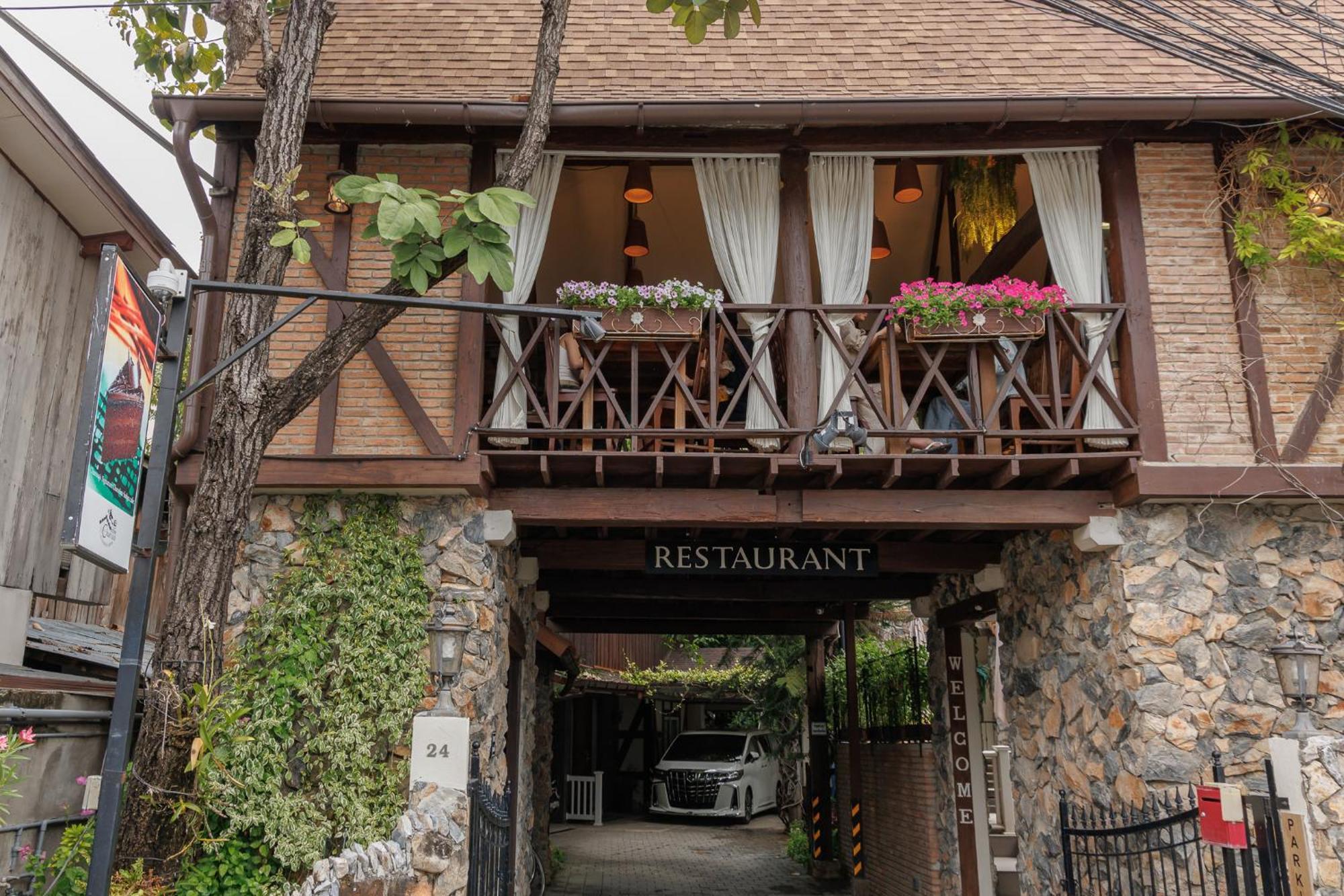 Le Charcoa Hotel Chiang Mai
